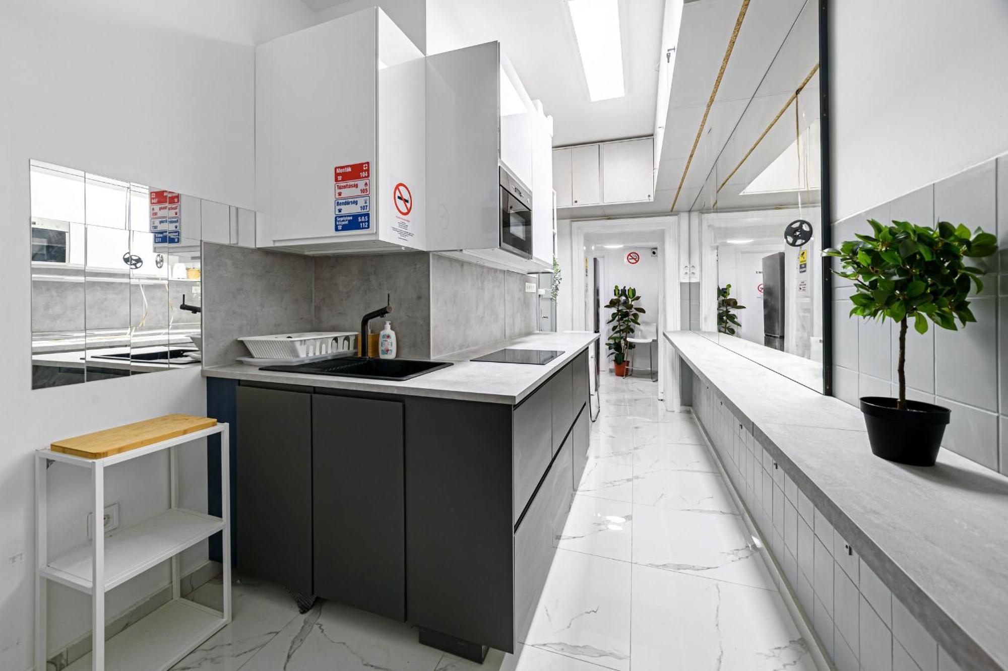 New Modern Homes Rakoczi 57 Budapest Exterior photo