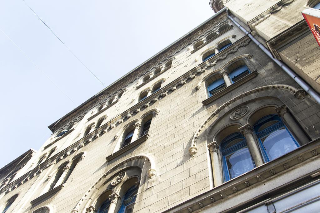 New Modern Homes Rakoczi 57 Budapest Exterior photo